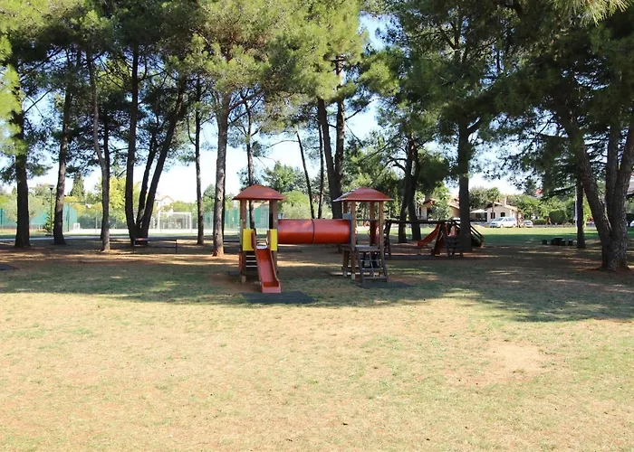 Irena Ap4 Apartman *