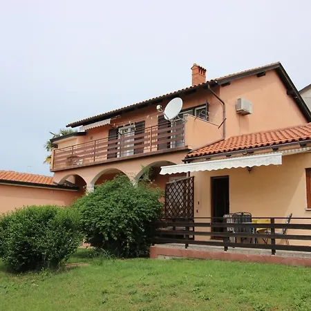 Irena Ap4 Novigrad Istria