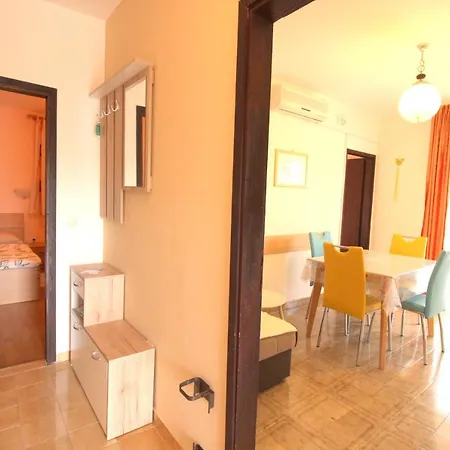 Irena Ap4 Daire Novigrad Istria